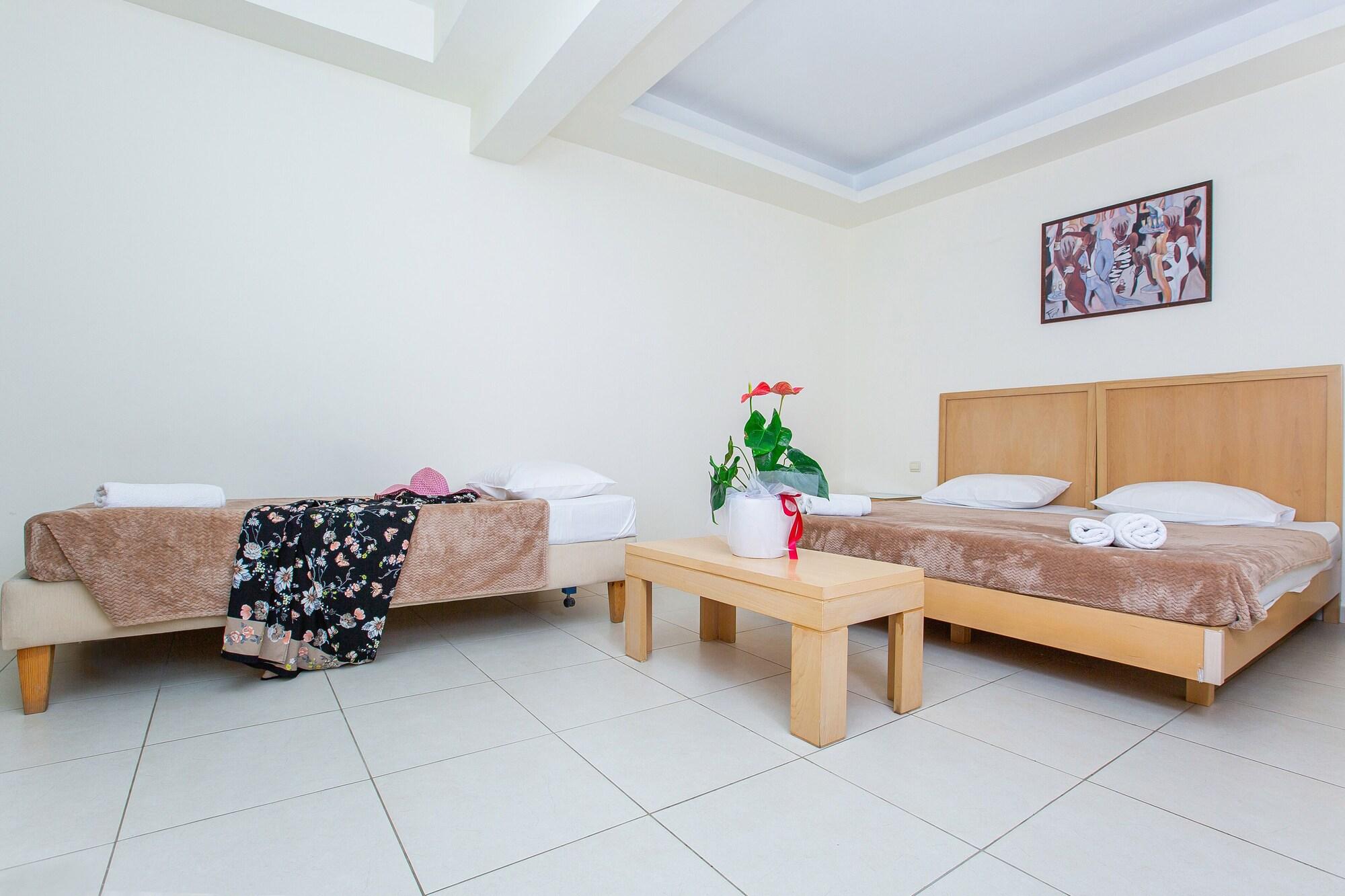 Hermes Hotel Malia ภายนอก รูปภาพ