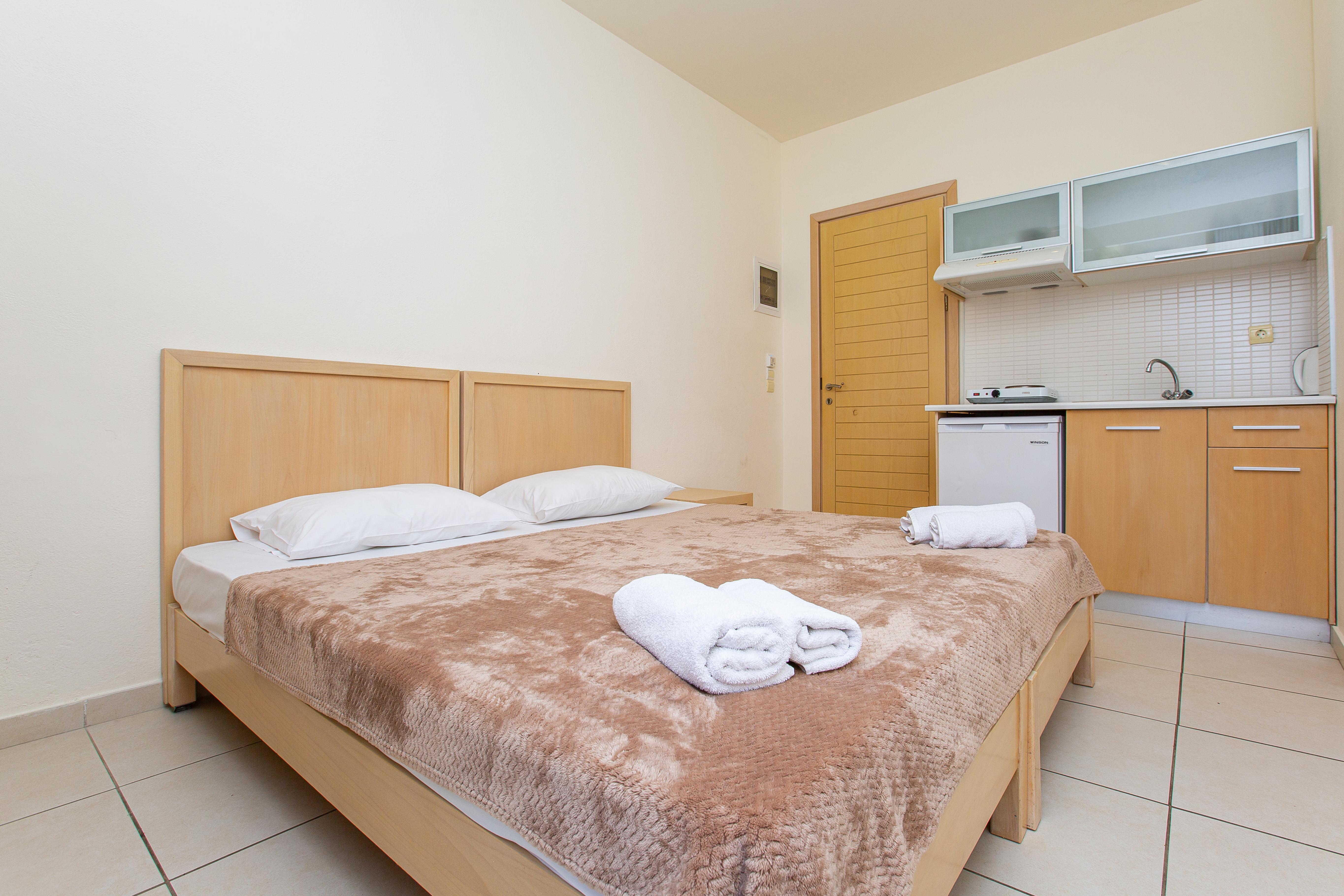 Hermes Hotel Malia ภายนอก รูปภาพ