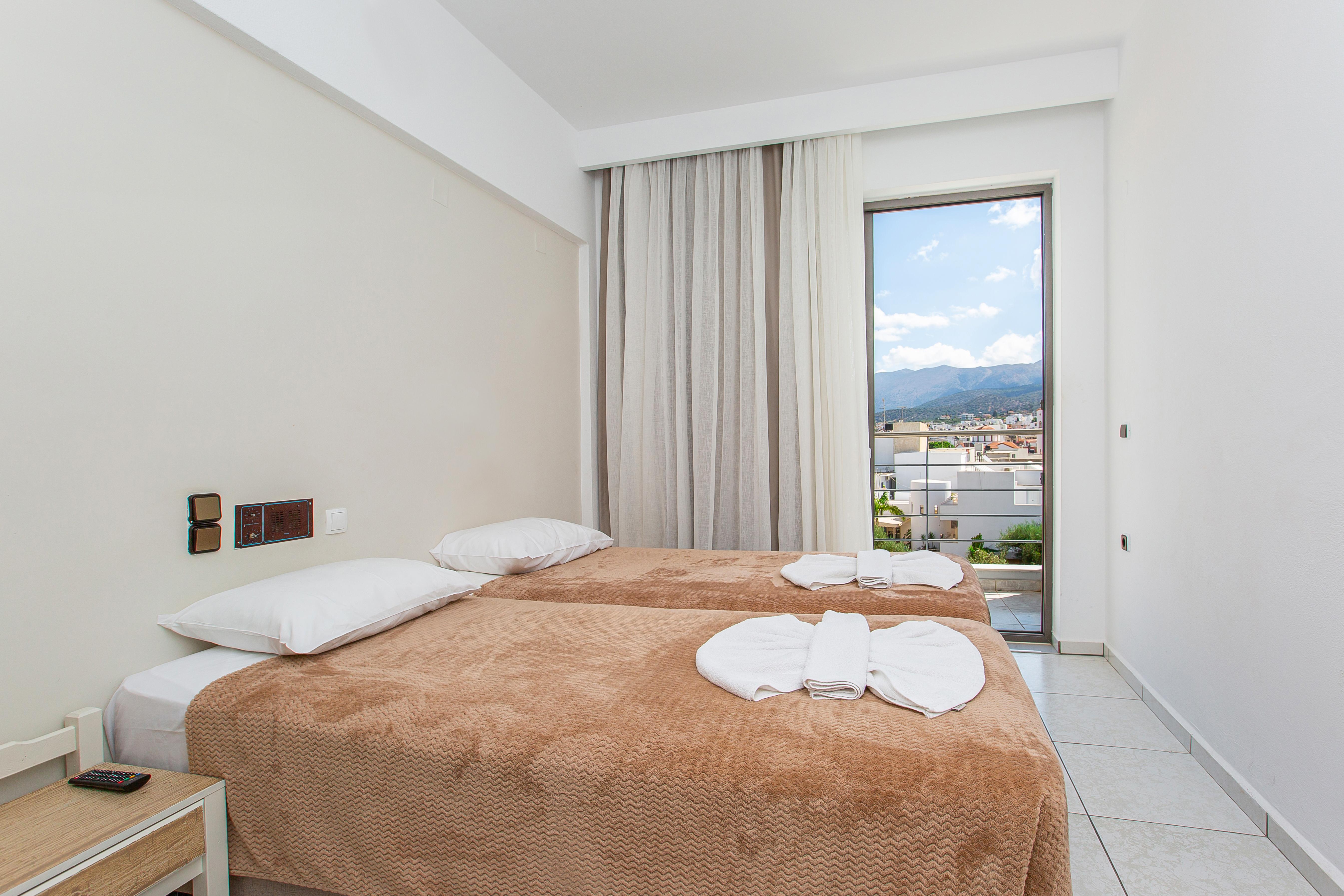 Hermes Hotel Malia ภายนอก รูปภาพ