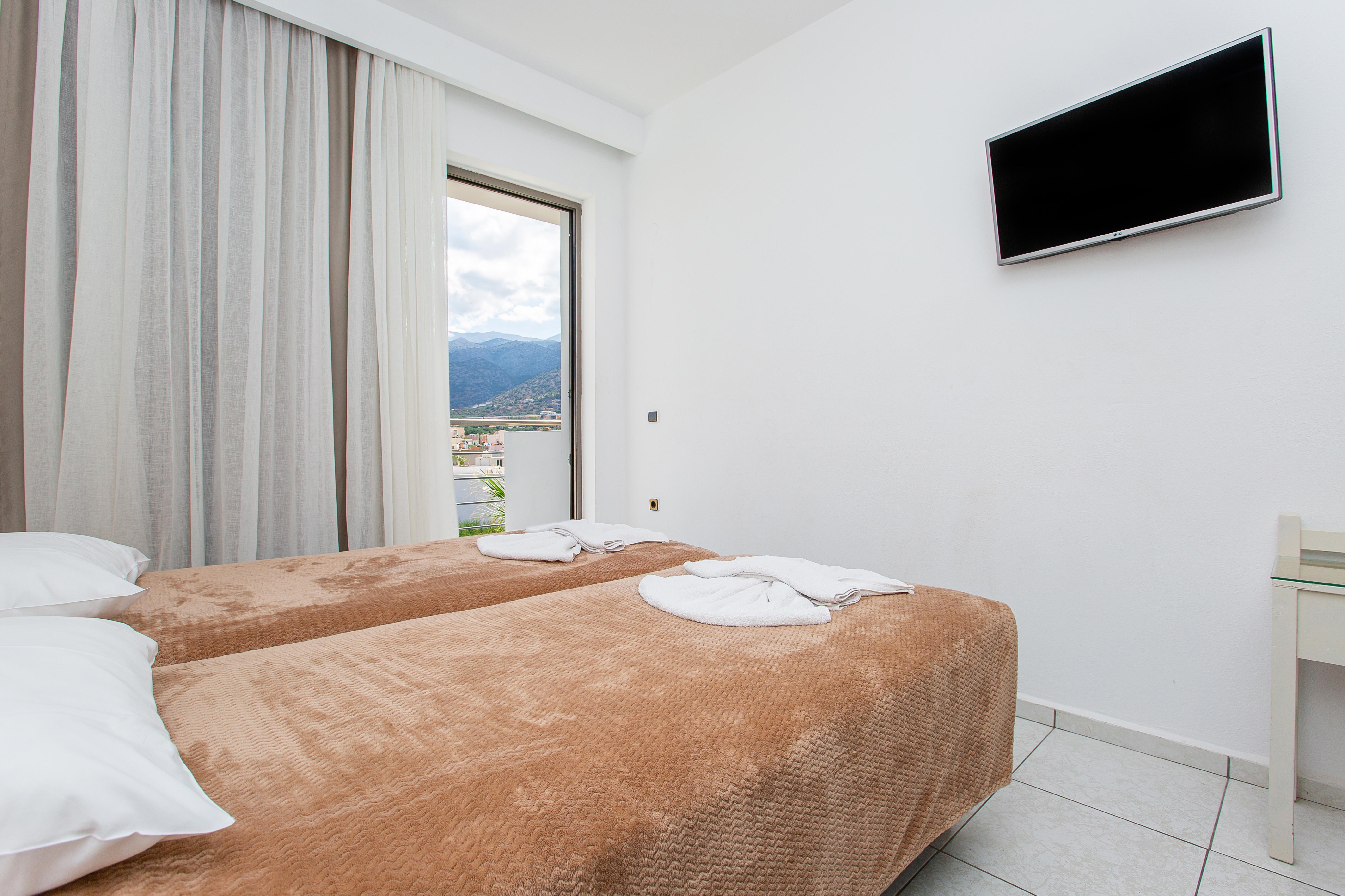Hermes Hotel Malia ภายนอก รูปภาพ