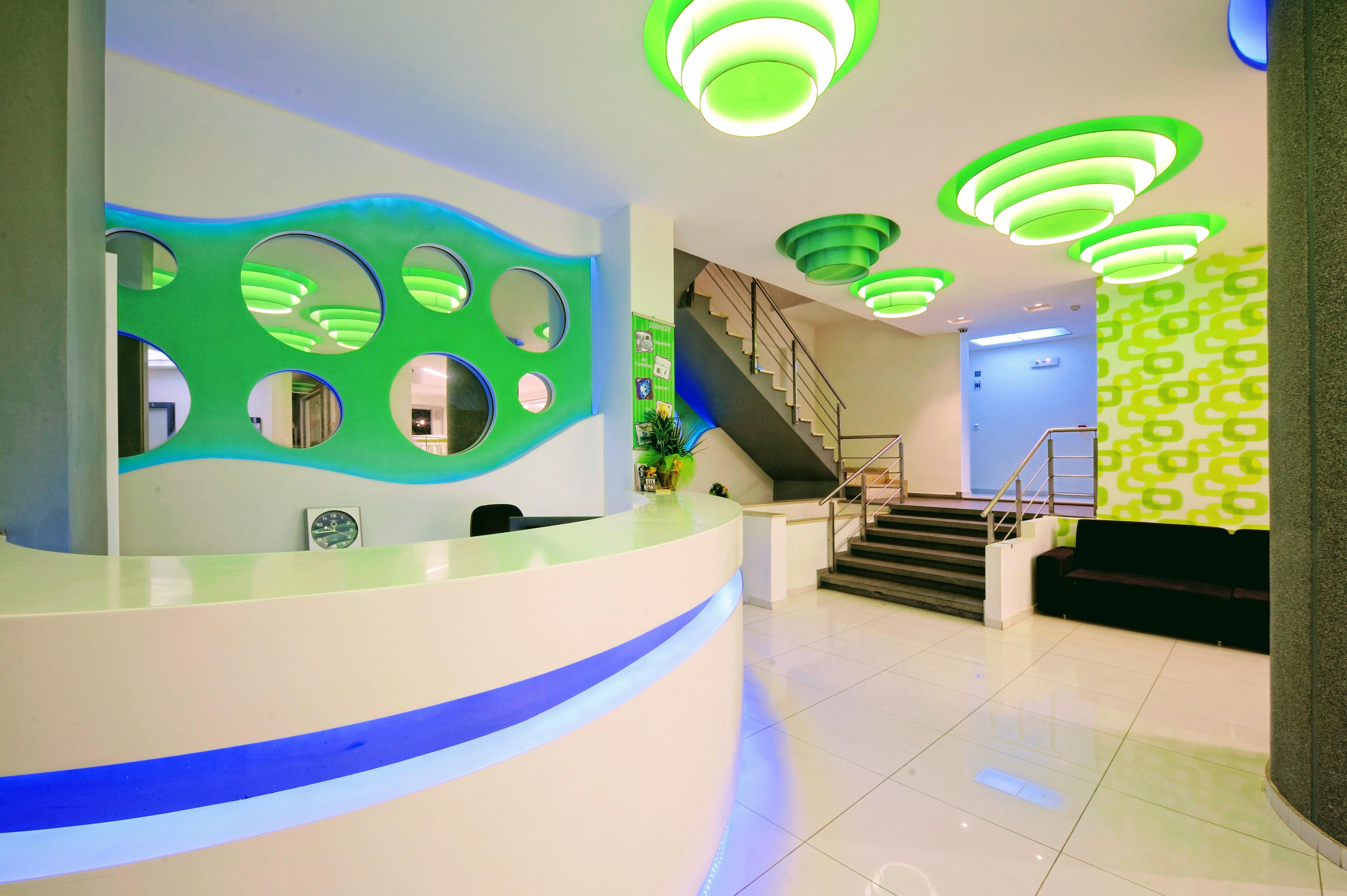 Hermes Hotel Malia ภายนอก รูปภาพ